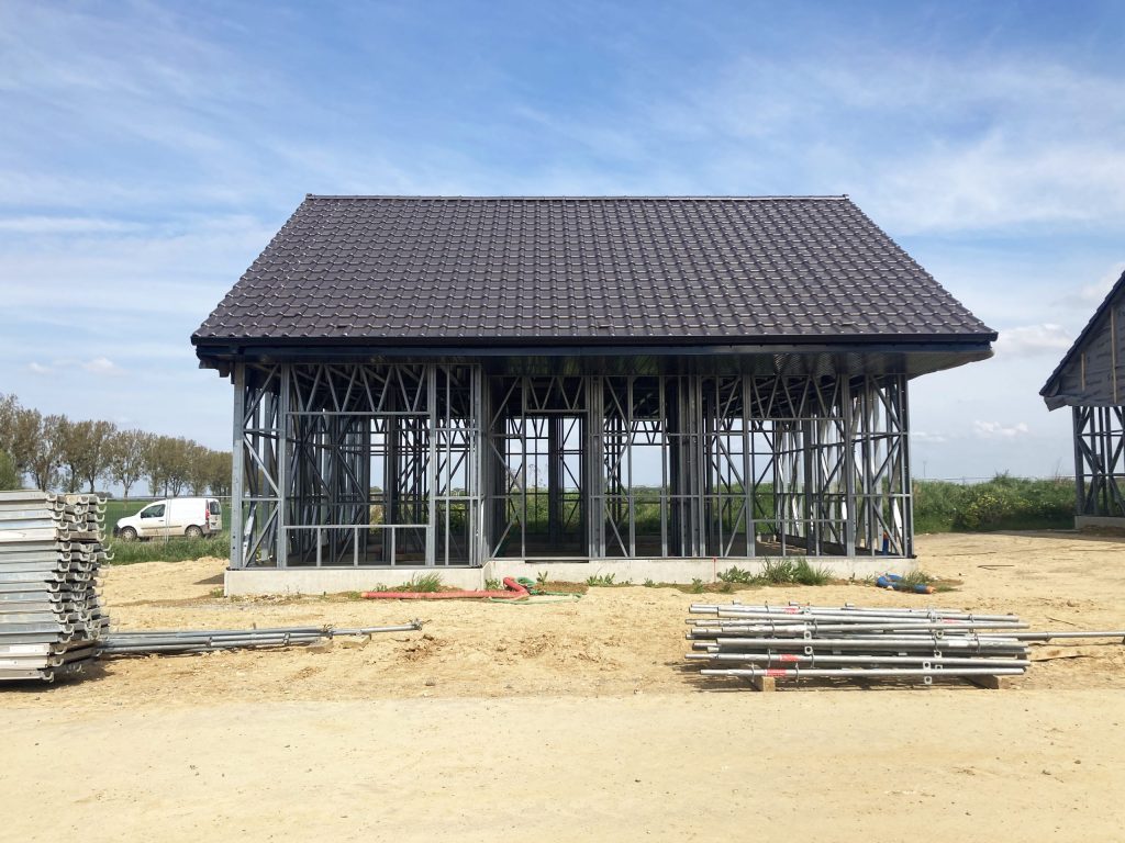 construction maison batiment ossature metallique arthimo scaled 1